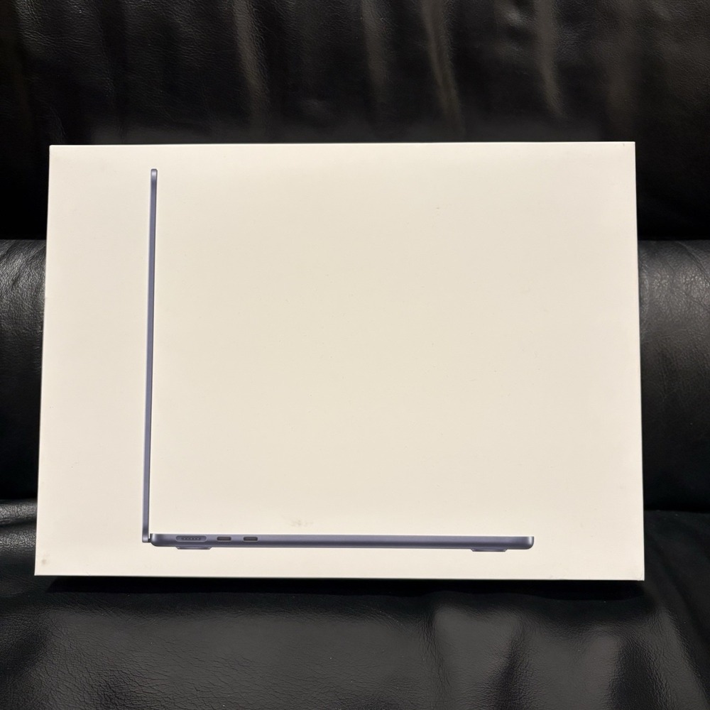 Empty Box For Apple MacBook Air 13 inch Model A3449 CPU/10C GPU/24GB/512GB/KB-US